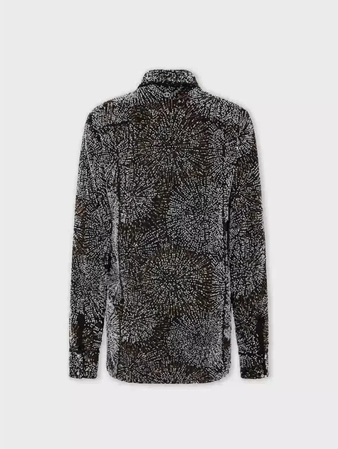 Kreppskjorte med perlebroderi