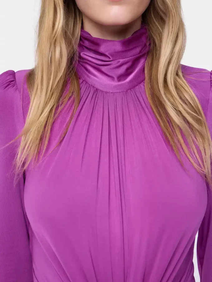 Lang kjole i fuchsia i jersey
