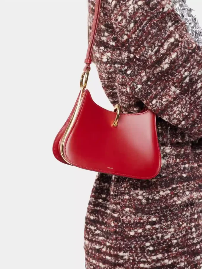 Liten ringveske i skinn