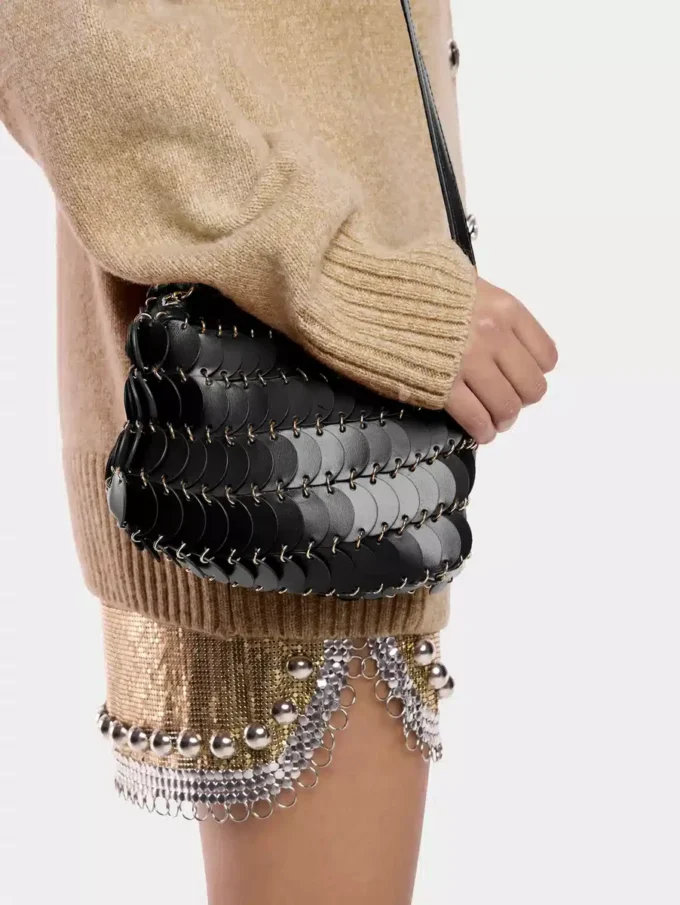 Svart Paco crossbody-veske i skinn