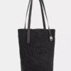 Svart raffia-veske med logo