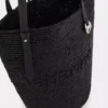 Svart raffia-veske med logo